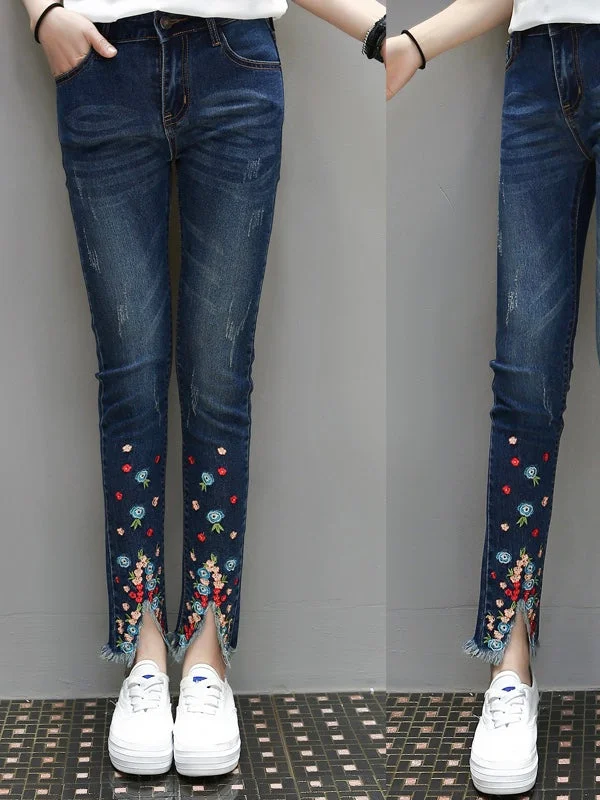 2023 autumn fashion Leisure jeans embroidery open bottom Classic Button Fly Jeans