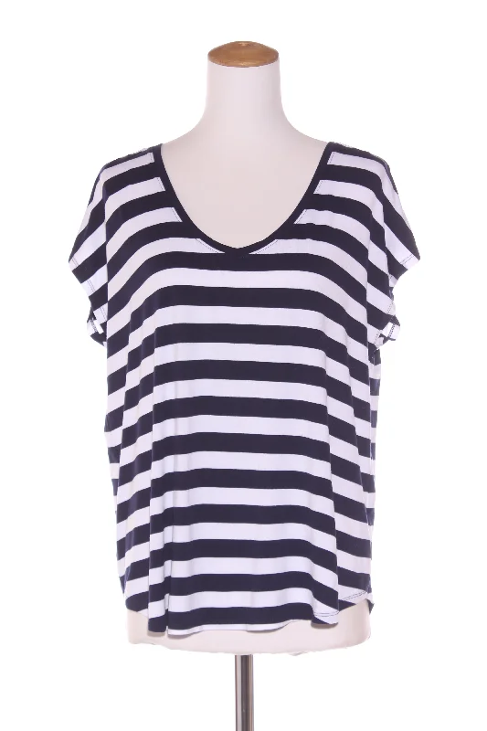 JUST JEANS - Soft drape viscose stripe tee! 12-14 Fashionable Straight Fit Denim