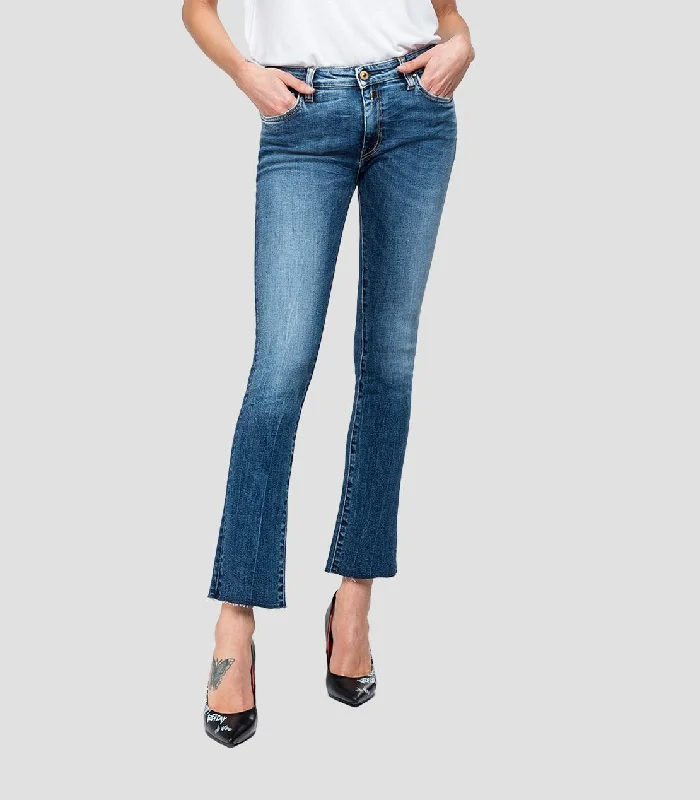 Replay Womens Dominiqli Cropped Boot Fit Jeans, WA646F.000.205.583.009, Comfort Blue Denim Elegant Tapered Leg Denim