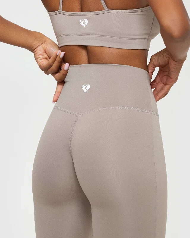 Essential Flared Leggings | Buff