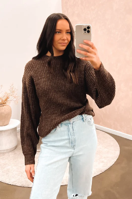 Lola Knit Brown