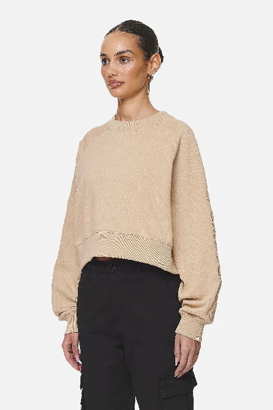 Kintore Cropped Oversized Raglan Sweater Washed Safari Sand