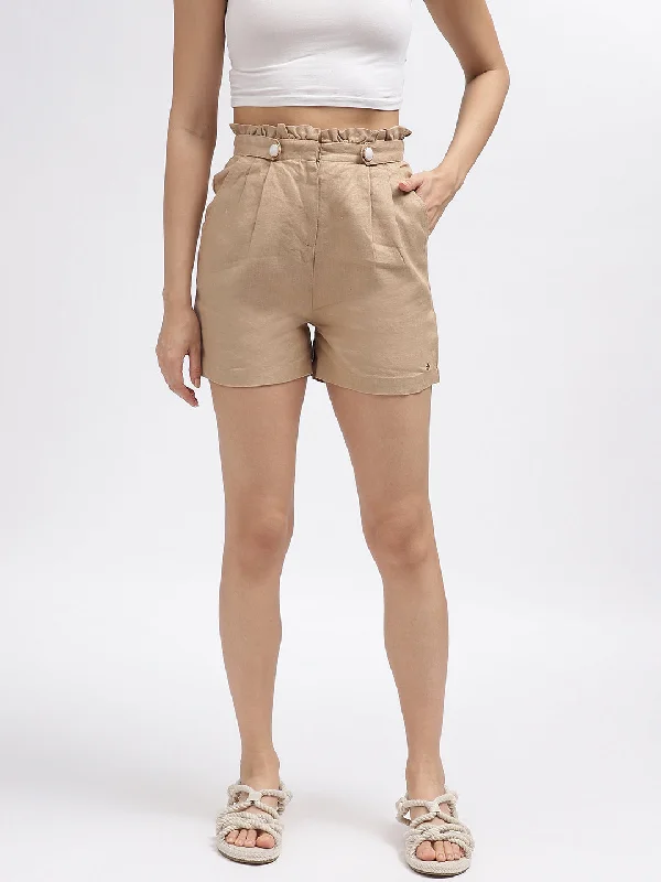 Iconic Women Beige Solid Regular Fit Shorts