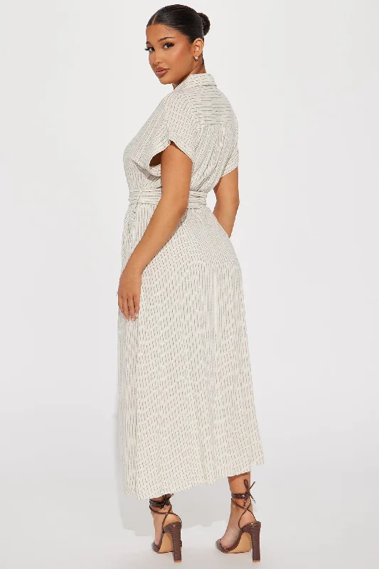 Eliza Button Up Maxi Dress - Oatmeal