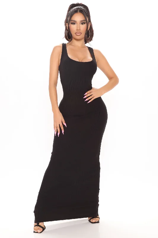 Mulberry Street Maxi Dress - Black